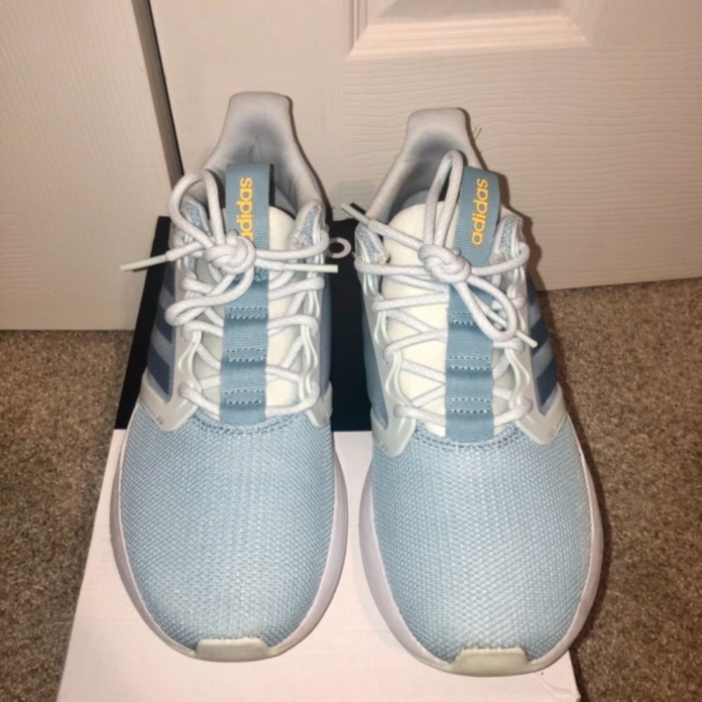 Adidas Tennis shoes